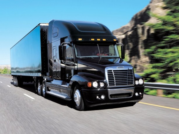 Бампер Freightliner FLC 120 с 2004 г.в., центр купить недорого с доставкой в Электросталь