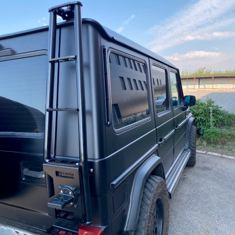 Кронштейн для крепления экспедиционной канистры на лестнице для Mercedes-Benz G-class купить недорого с доставкой в Электросталь